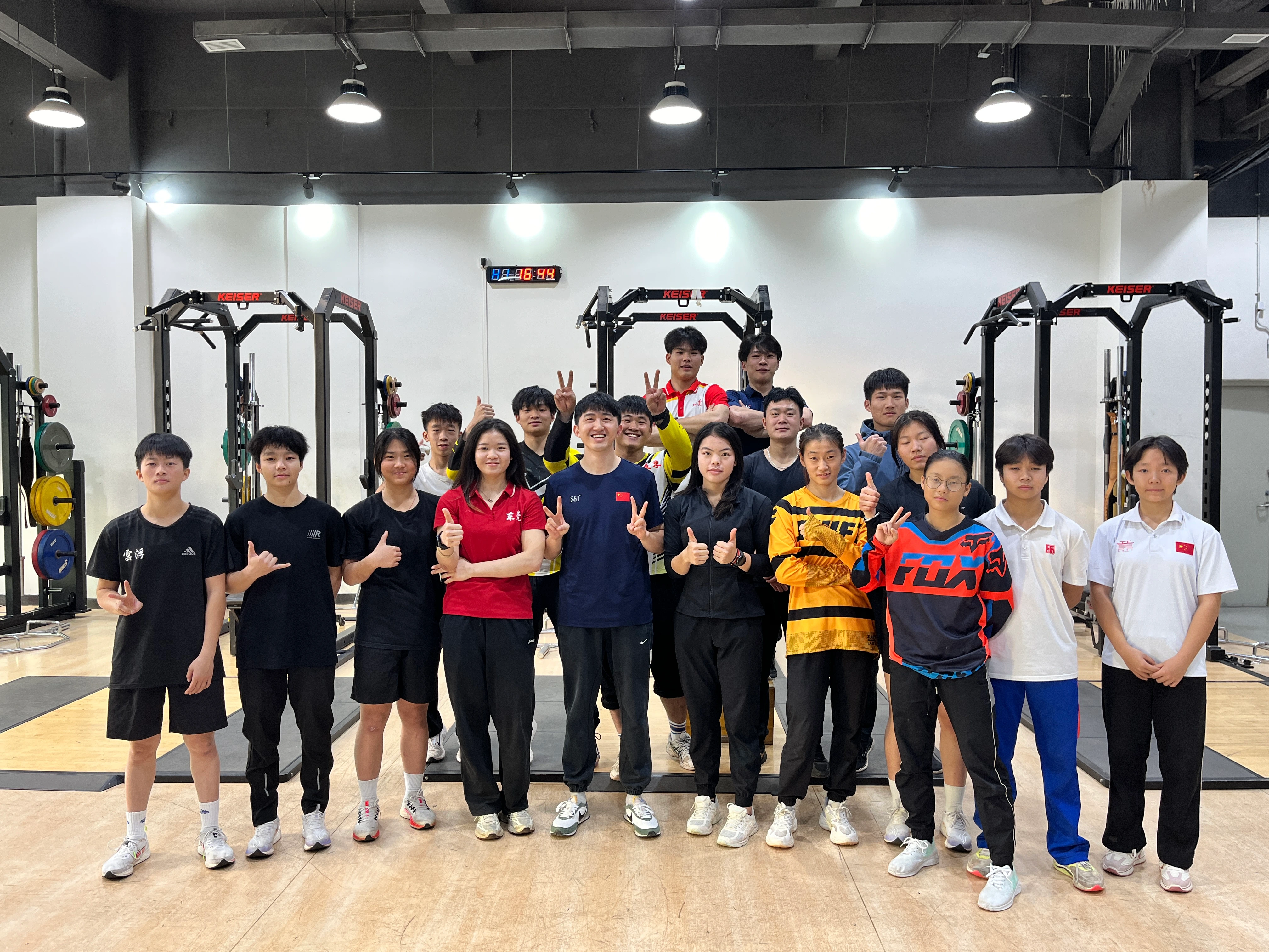 广东省 BMX 竞速小轮车队完整队伍合影
